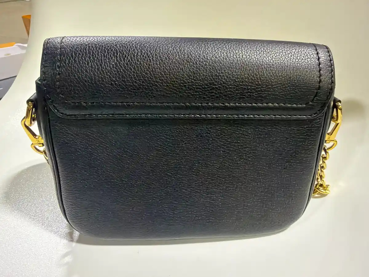 Louis Vuitton Grained Calfskin Lockme Tender Handbag - Image 6
