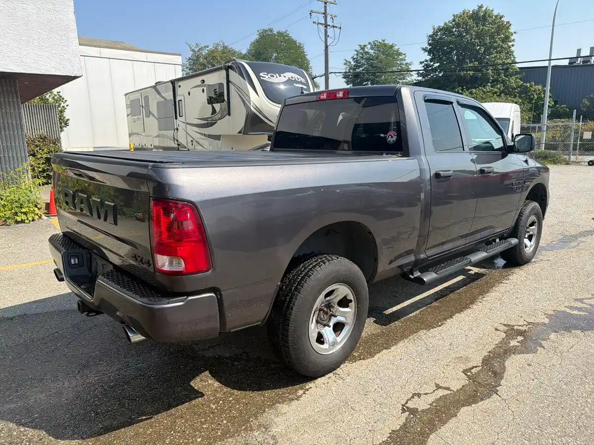 2019 Dodge RAM 1500 Classic Express - Image 5