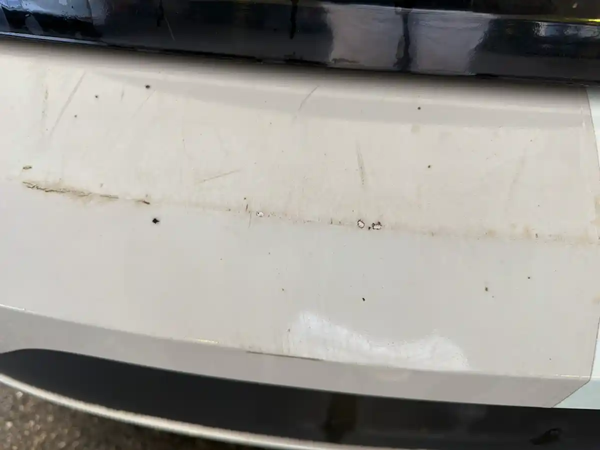 2018 Volkswagen Beetle 2.0 T - Image 16