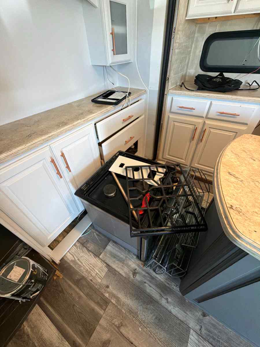 2018 Grand Design Solitude ST375RES - Image 27
