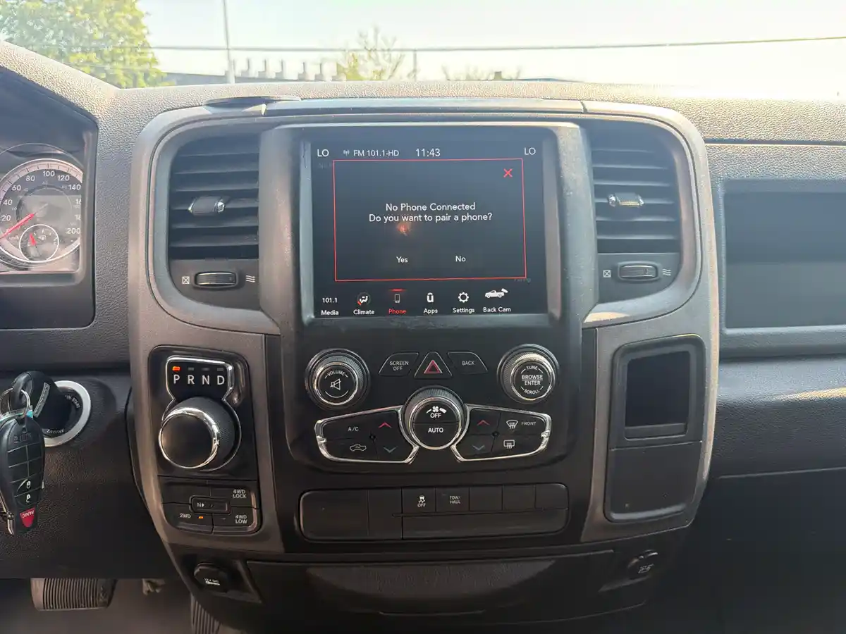 2019 Dodge RAM 1500 Classic Express - Image 10