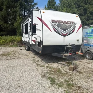 2015 Keystone Impact Fusion 303