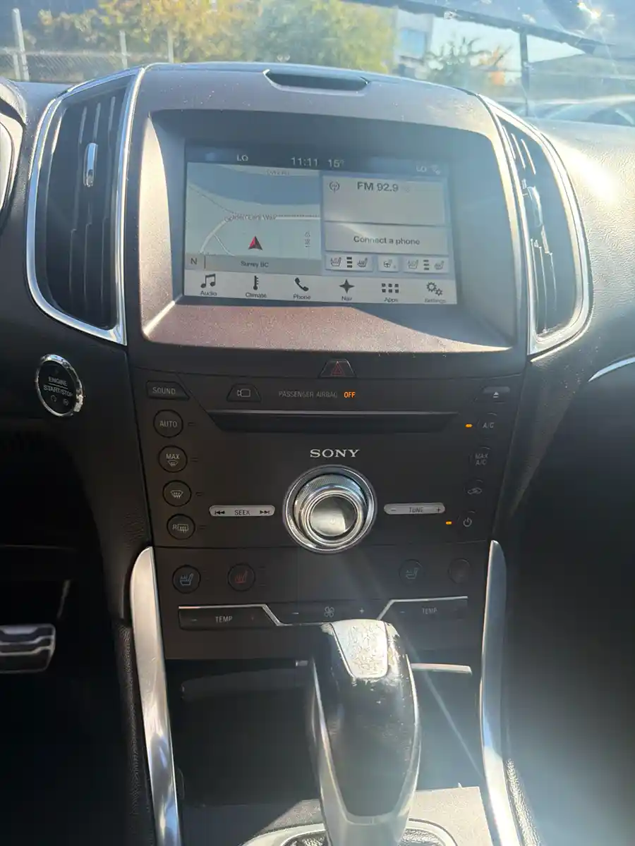 2017 Ford Edge Sport EcoBoost AWD - Image 12