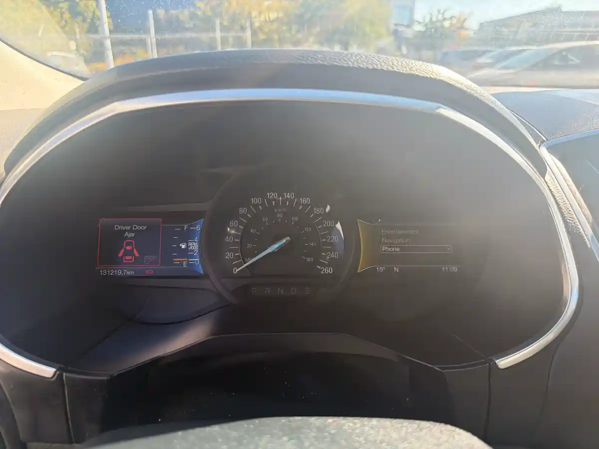 2017 Ford Edge Sport EcoBoost AWD - Image 10