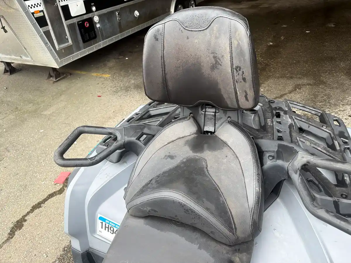 2023 Can-Am Outlander MAX 850 - Image 10