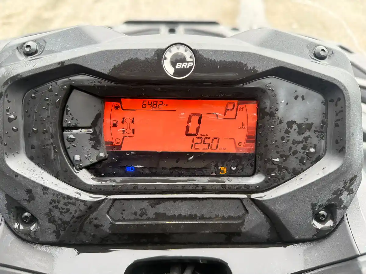 2023 Can-Am Outlander MAX 850 - Image 8