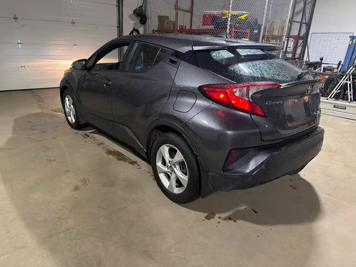 2018 Toyota C-HR - Image 4