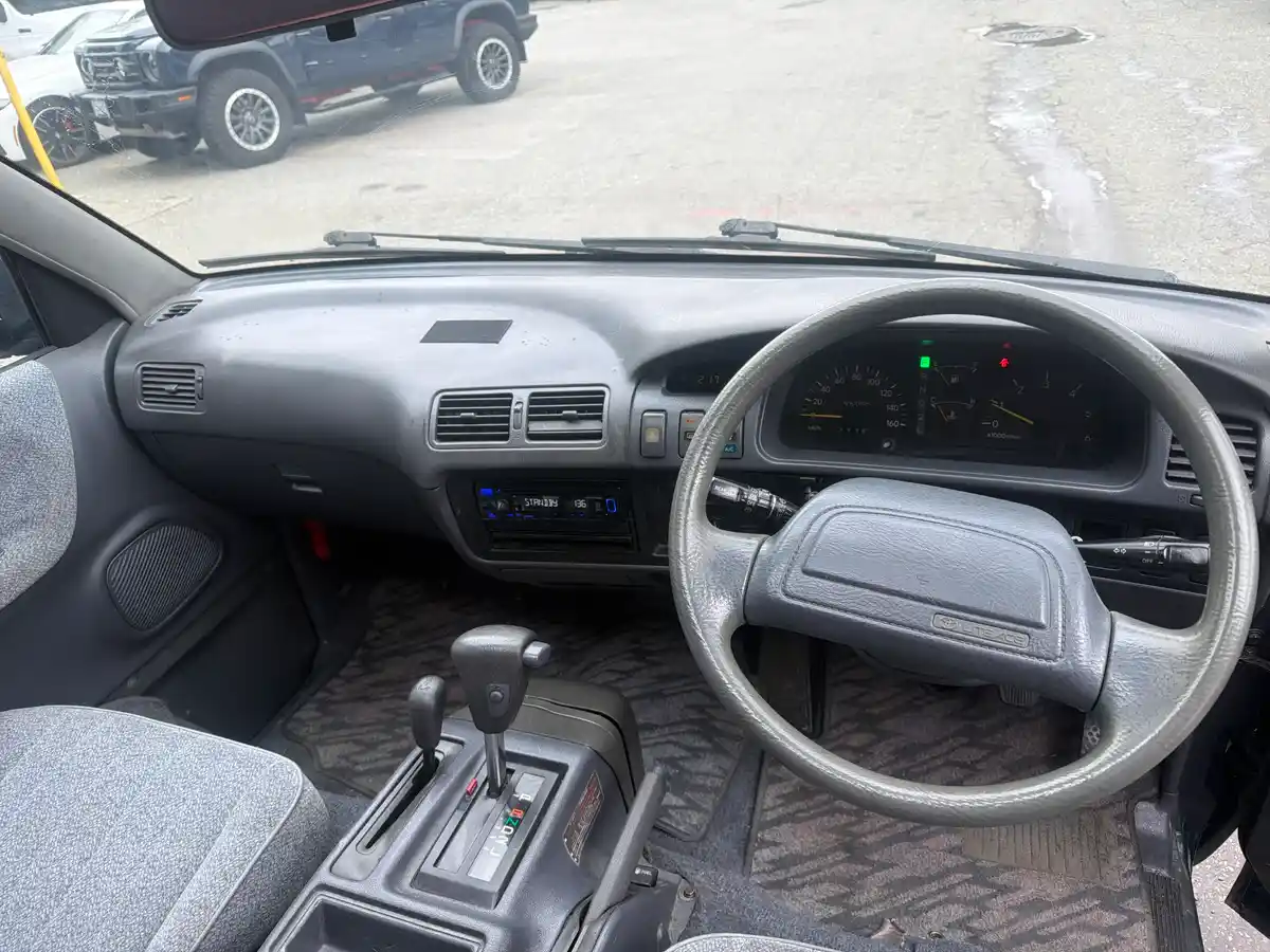 1994 Toyota LiteAce GXL - Image 10