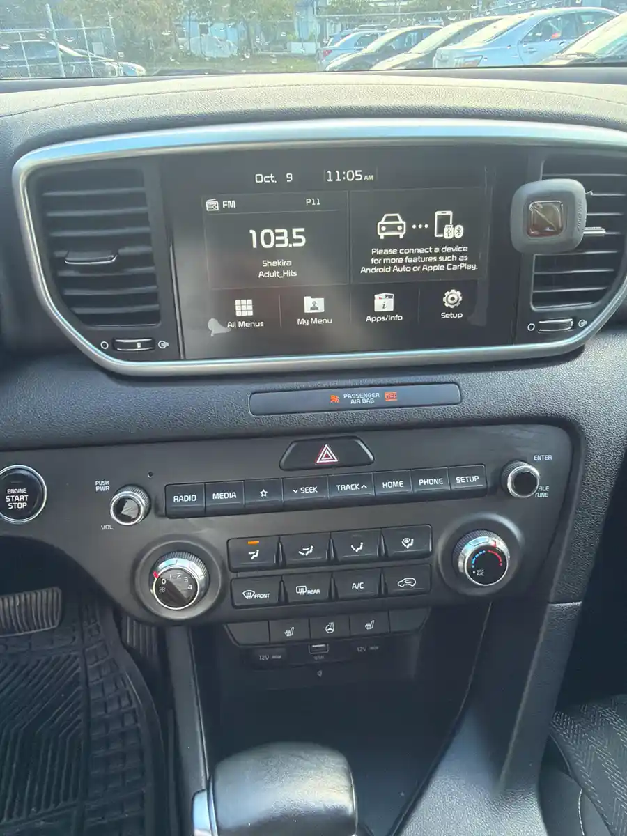 2020 Kia Sportage EX - Image 11